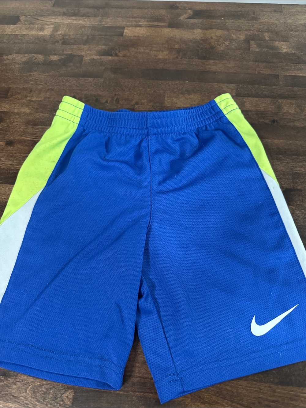 Lot of 7 boys shorts size 6 7 8 - Picture 4 of 7